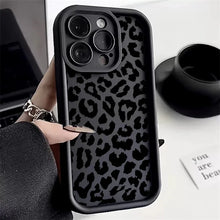 Black Leopard Print Pattern Silicone Phone Case For iPhone 18 17 11 12