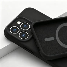 Magnetic Liquid Silicone Case For Iphone 18 12 13 Mini 16 15 14 11 17