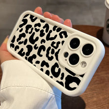 Black Leopard Print Pattern Silicone Phone Case For iPhone 18 17 11 12