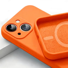 Magnetic Liquid Silicone Case For Iphone 18 12 13 Mini 16 15 14 11 17