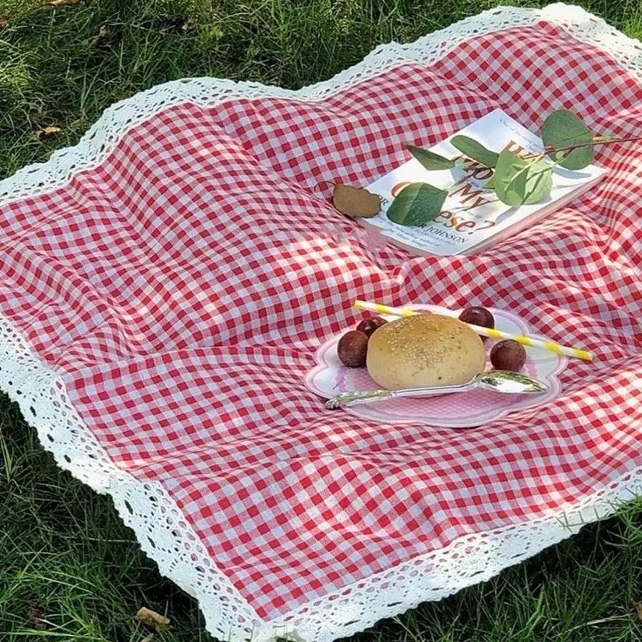 Picnic Mat Thick Waterproof Outdoor Blanket for Camping, Beach & Spring